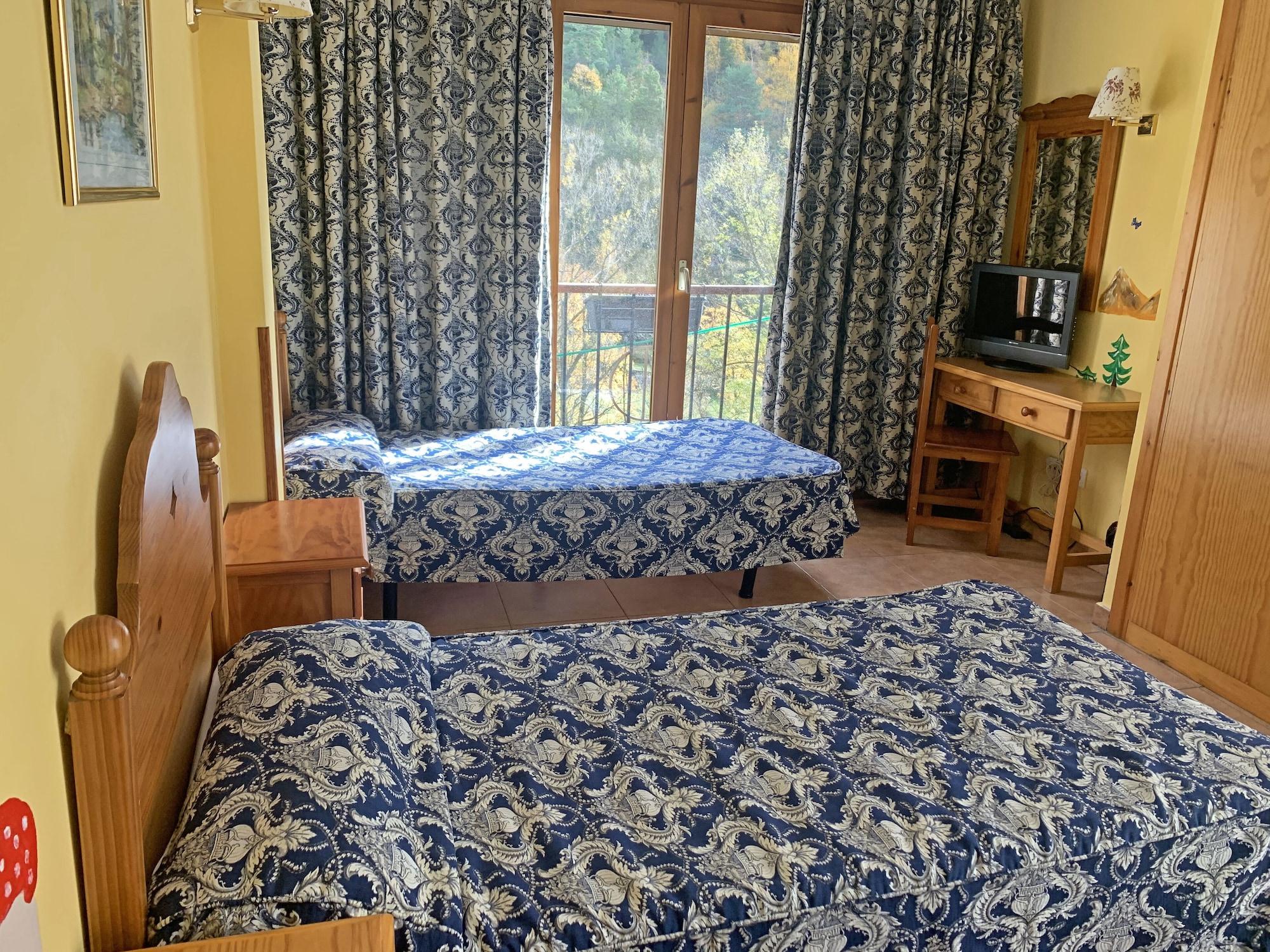 Hotel Antic La Cortinada エクステリア 写真