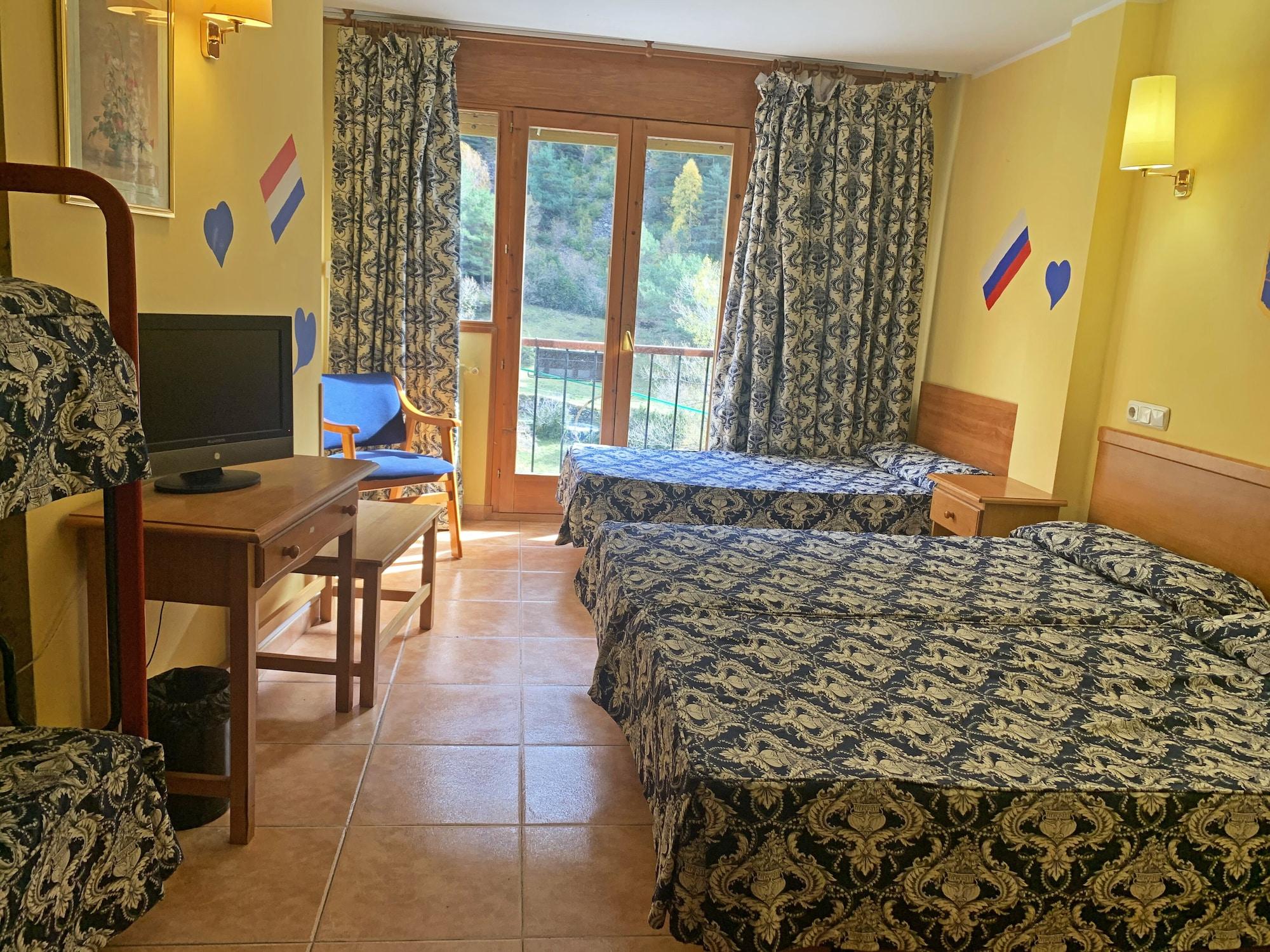 Hotel Antic La Cortinada エクステリア 写真