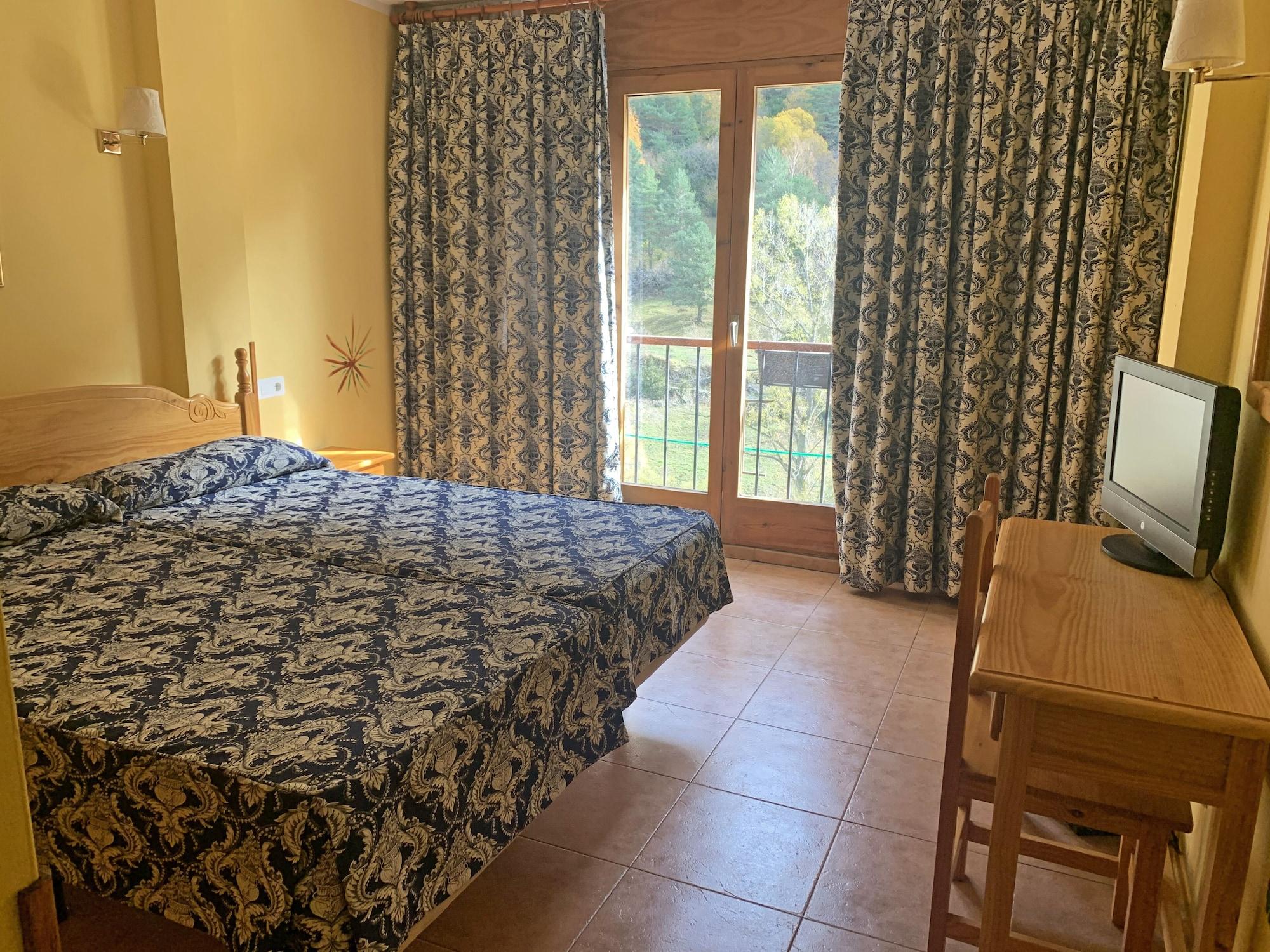 Hotel Antic La Cortinada エクステリア 写真