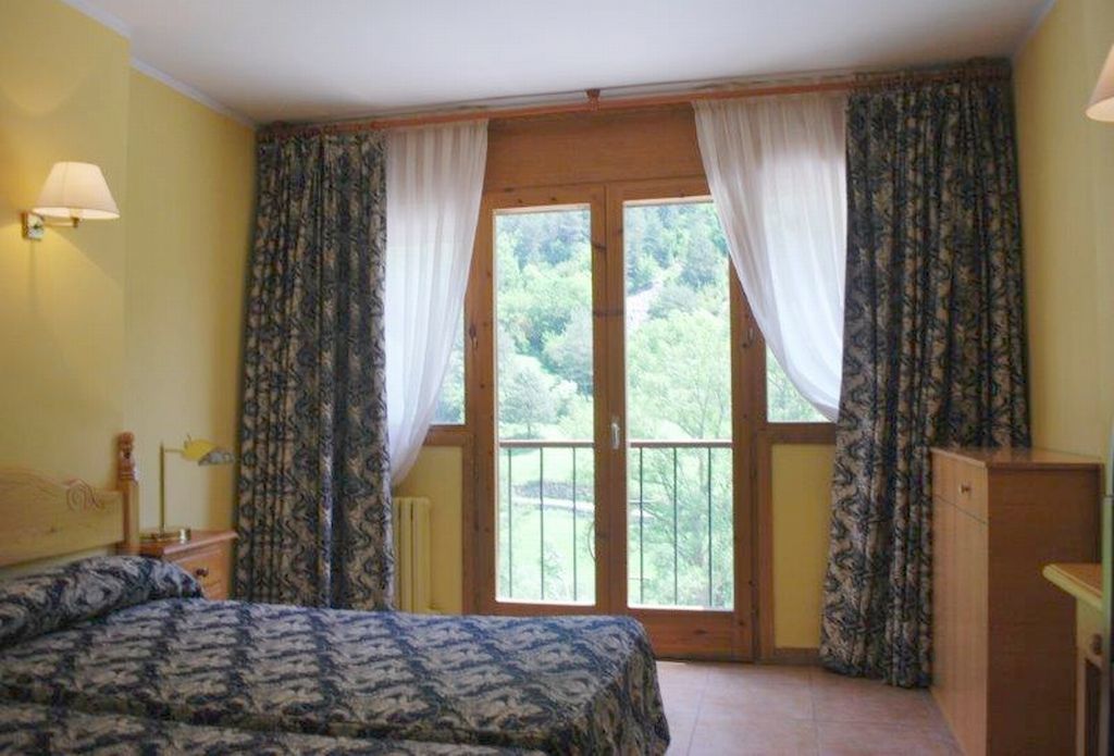 Hotel Antic La Cortinada エクステリア 写真