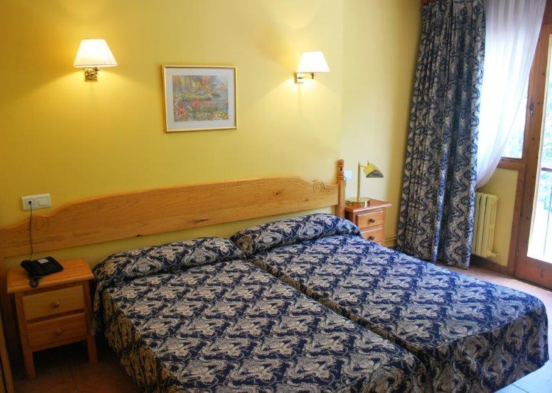 Hotel Antic La Cortinada エクステリア 写真
