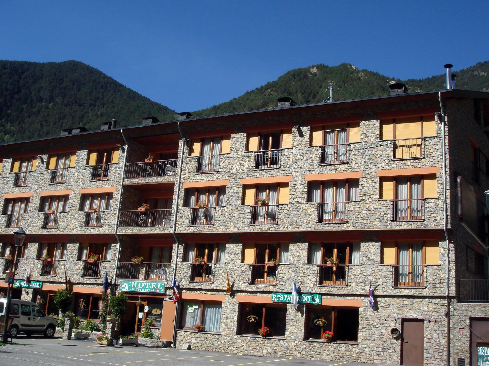 Hotel Antic La Cortinada エクステリア 写真